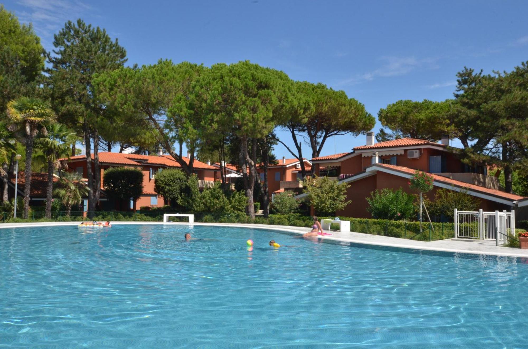 Villaggio Euro Residence Club Bibione Eksteriør bilde