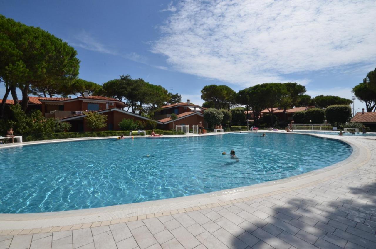 Villaggio Euro Residence Club Bibione Eksteriør bilde